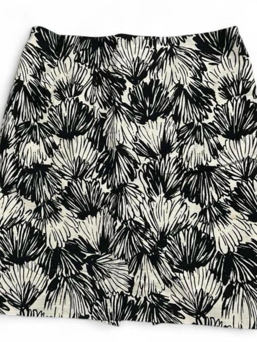 Ann Taylor Factory Black & White Floral Pencil Skirt – Size 14